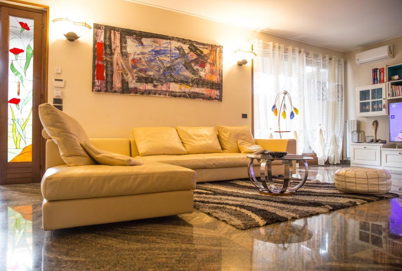 Villa Ivana Desenzano del Garda Ngoại thất bức ảnh